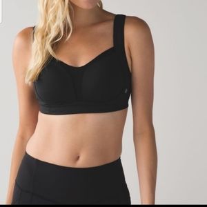 🍋🍋LULULEMON  SPORT BRA🍋🍋